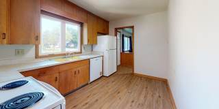 Great Duplex on Campus Gallery 8