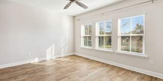 Harborview Townhouse Gallery 28