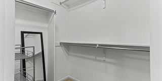 29 Lyons Court Gallery 37