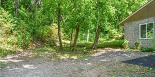 543 College Street Gallery 3