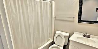 Avalon Cove Townhomes Gallery 75