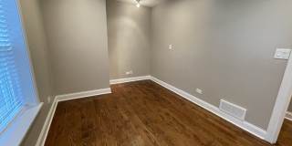 1428 Wilmette Avenue Gallery 19