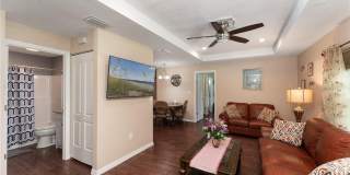 3241 TROPICAIRE Boulevard Gallery 6