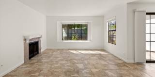 Renovated 2bed x 2.5bath Townhouse with Private Patio & 2-Car Garage Gallery 5