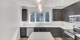 526 N. Lincoln 526 N. Lincoln Gallery 1