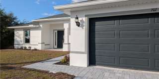 707 Kismet Parkway E Gallery 1