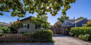 Charming Cottage Home In Central Redwood City - 3D Tour Gallery 1