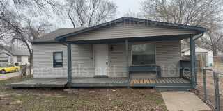 $1400 - 4 bedroom / 2 bathroom - Single Family Home Gallery 1
