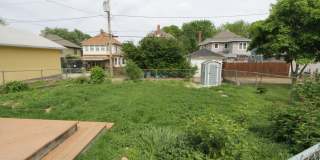 HUGE Historic Home with amazing fenced in yard and golf course views! Gallery 7