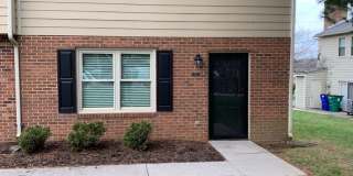 3 Bedroom 2.5 Bath Townhouse Gallery 1