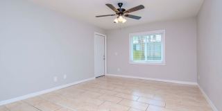 2/2 Condo Downstairs in Heart of Brandon @ The Hamptons of Brandon Gallery 1