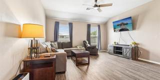 Updated 3-Bedroom Home in Newcastle Gallery 1