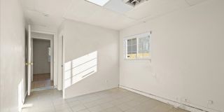 Charming 3 Bedroom Single-Story Las Vegas Home with Stylish Upgrades & Beautiful Backyard Gallery 15