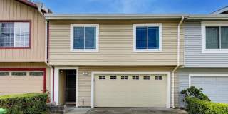 Beautiful 4-Bedroom, 2-Bathroom Daly City Home for Rent Gallery 1