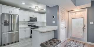 681 S Hollybrook Dr Gallery 1