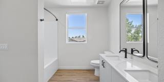Haven + Arrow Gallery 23