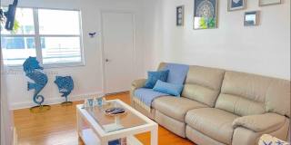 326 Wilson St Gallery 7