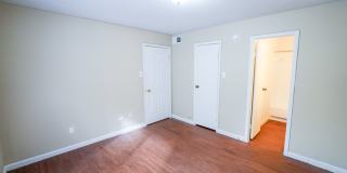 La Esencia Gallery 17