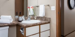 Glen Oaks by Broadmoor Gallery 10