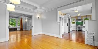 1020 15th Avenue East Gallery 28