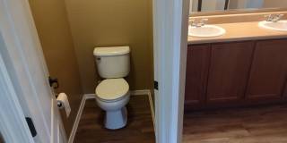 Beautiful 4 Bedroom - 2.5 Bath with Lots of Bonuses - Gilbert Gallery 25