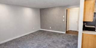 Laurel Park Gallery 8