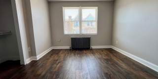 Gorgeous 3-Bedroom Townhome in Juniata! Available NOW! Gallery 11