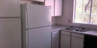 818 S Westwood Gallery 6