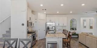 976 Bluebell Brook Street Gallery 11