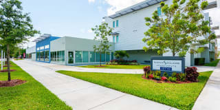 Sophia Square Gallery 20