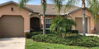 Must See! Beautiful 3 room /2.5 bath Gated Community W/ Pool Close to the Skyway Gallery 1