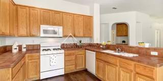 Wonderful 3bd/2ba Elk Grove Home with 2 Car Garage Gallery 16