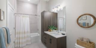 Atlee Square Gallery 13