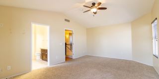 AMAZING 4 BED, 2.5 BATH HOME LOCATED NEAR 67TH AVE & UNION HILLS Gallery 11