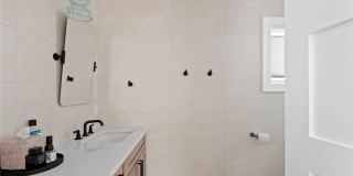64 Bungalow Walk Gallery 8
