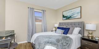 Oak Creek Gallery 17