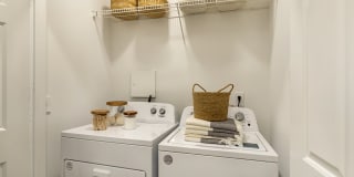 Bell Alpharetta Gallery 14