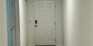 Like-New 2025 4-bedroom home for rent Gallery 5