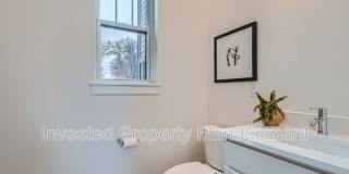 3701 N Steele St Gallery 12