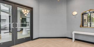 120 Monmouth Street Gallery 28