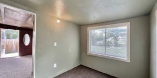 ADORABLE HOME IN HILLSIDE NEIGHBORHOOD! Gallery 24