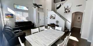 MONTHLY - MID-TERM, Beautiful fully furnished 4-bedroom, 2.5-bath home located near downtown Gilbert! MONTHLY - MID-TERM, Beautiful fully furnished 4-bedroom, 2.5-bath home located near downtown Gilbert! Gallery 4