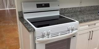 7785 SW 86th St Gallery 10