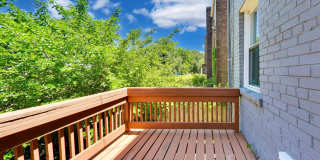 Beautiful- 3Bed/2Bath Townhome! Gallery 19