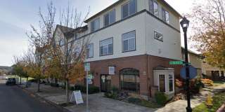 Beautiful and Spacious Newer Townhome with 3br 3bth 2268 Sq. Ft. Like New Beautiful and Spacious Newer Townhome with 3br 3bth 2268 Sq. Ft. Like New Gallery 1