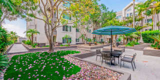 Veranda La Jolla Gallery 27