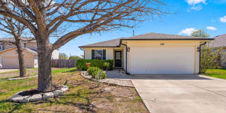 Charming 3 bedroom, 2 bathroom home in Kyle!!! Gallery 1