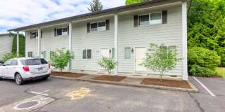WELL-MAINTAiNED 2 BEDROOM & 1.5 BATH CONDO WELL-MAINTAiNED 2 BEDROOM & 1.5 BATH CONDO Gallery 1