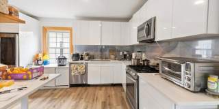 61 Glenwood Road Gallery 13
