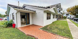 10900 NW 7th St Gallery 10